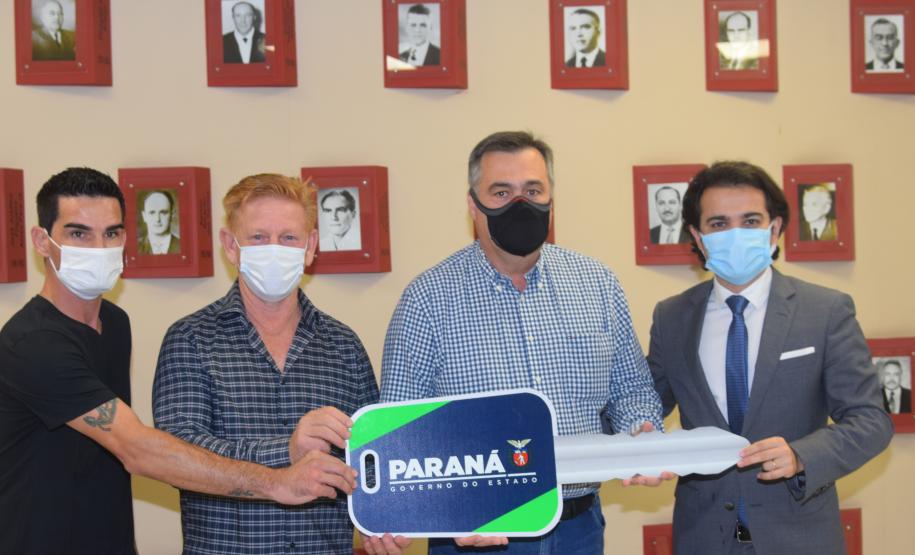 Governo do Estado inicia segunda etapa de entrega de carros para Saúde da Família