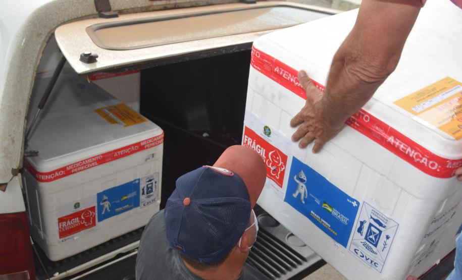 Saúde inicia semana com distribuição de mais 356 mil testes e 467,4 mil vacinas contra a Covid-19