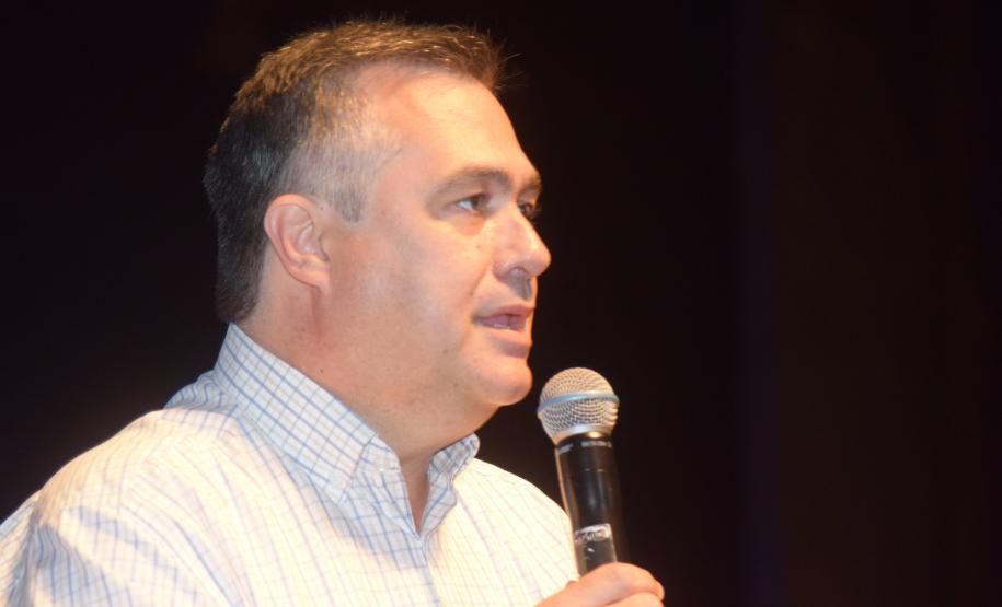 Importância da vacinação infantil contra a Covid-19 é reforçada em evento da Educação