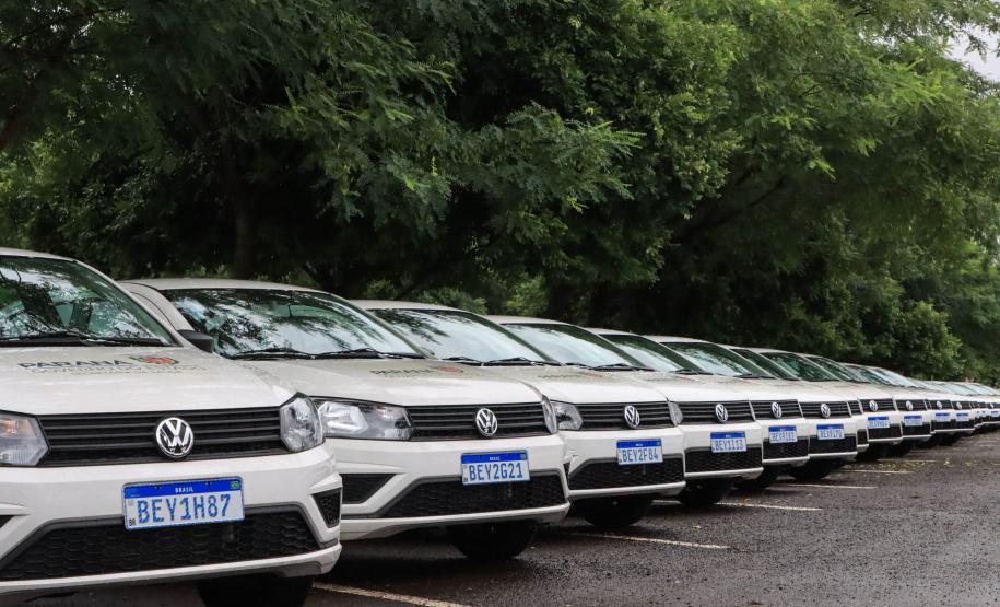 Saúde entrega 87 veículos e autoriza mais de R$ 11 milhões em investimentos para Londrina e região