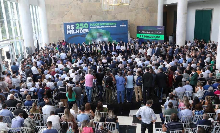 Estado investirá R$ 250 milhões em saúde nos municípios, maior pacote da história do Paraná
