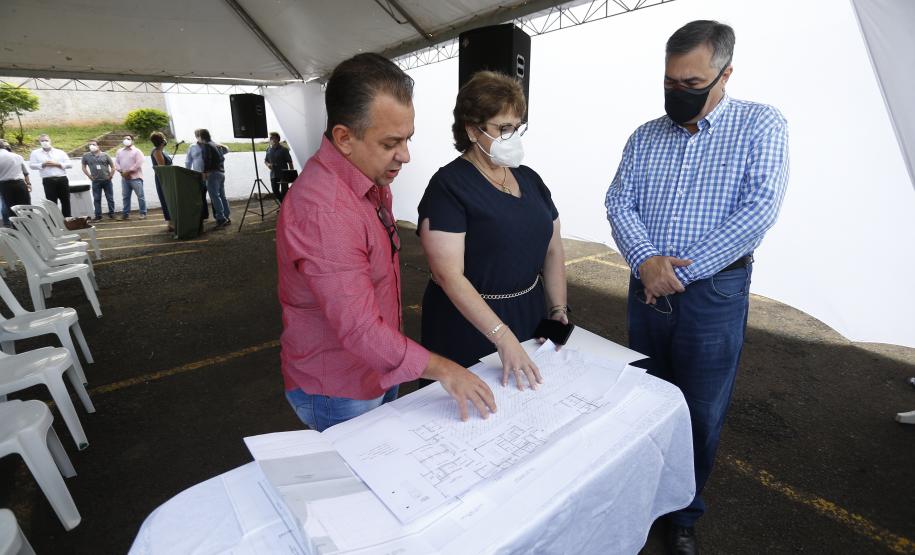 Saúde firma convênio com a Santa Casa de Cambé para melhorias na estrutura
