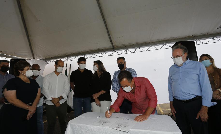 Saúde firma convênio com a Santa Casa de Cambé para melhorias na estrutura