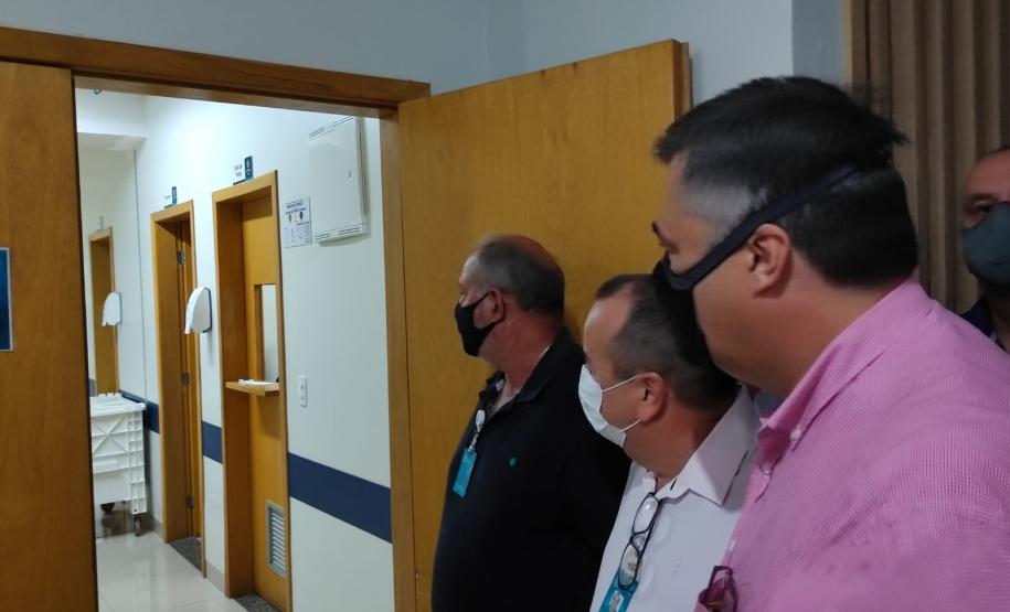 Secretário autoriza recursos e visita hospitais em Jandaia do Sul e Colorado