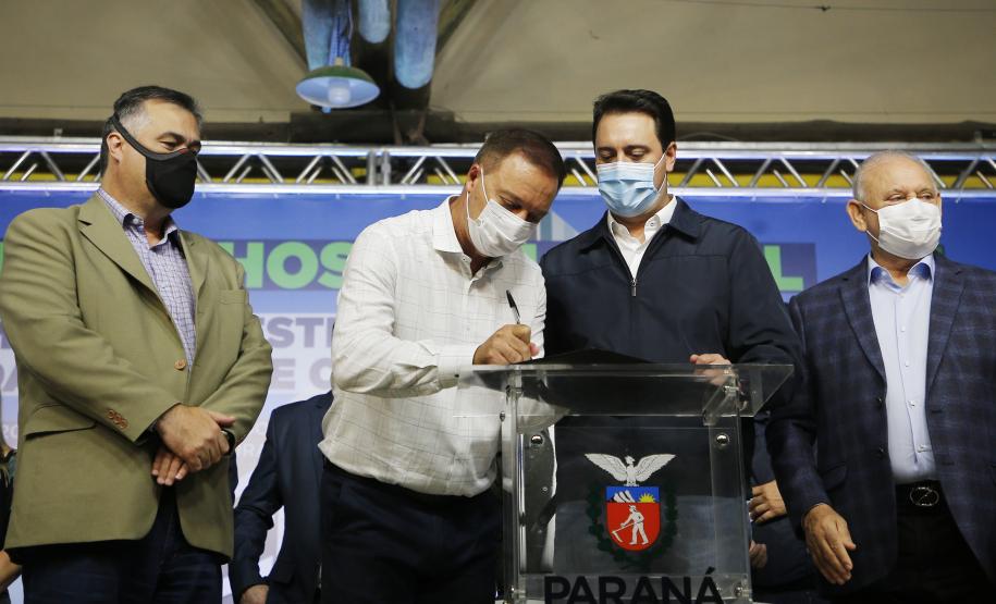 Com R$ 20 milhões, Governo ajuda a viabilizar construção do Hospital Geral de Colombo