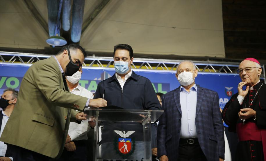 Com R$ 20 milhões, Governo ajuda a viabilizar construção do Hospital Geral de Colombo