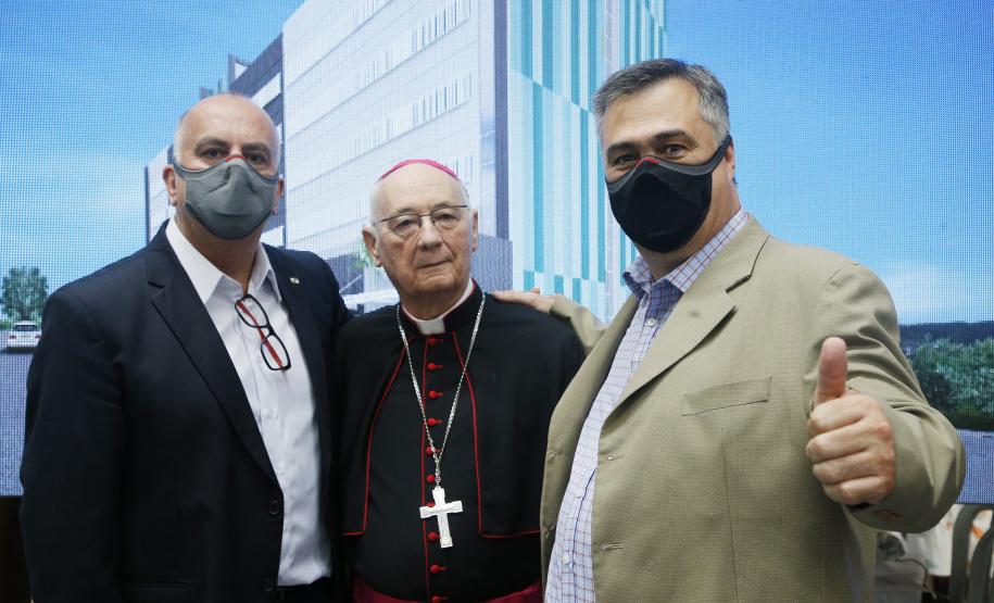 Com R$ 20 milhões, Governo ajuda a viabilizar construção do Hospital Geral de Colombo