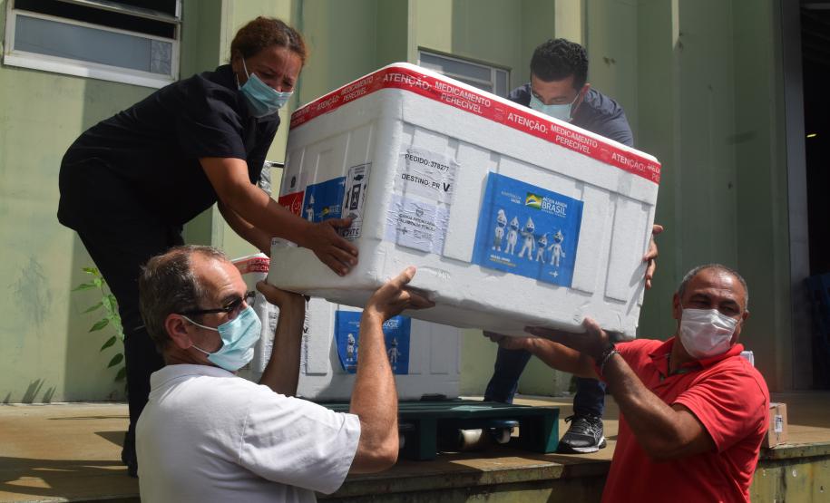 Mais 61 mil vacinas contra a Covid-19 para crianças chegam ao Estado nesta quinta