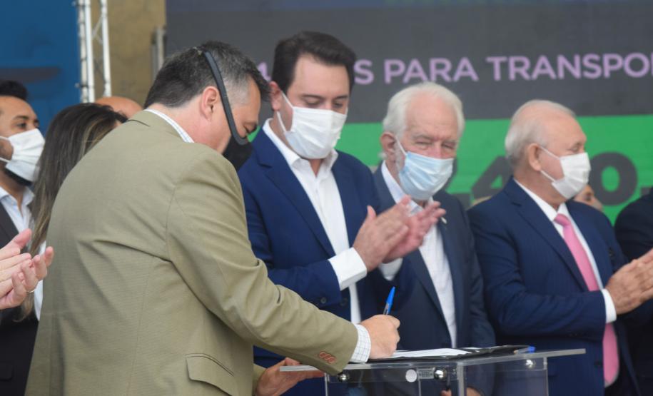 Estado investirá R$ 250 milhões em saúde nos municípios, maior pacote da história do Paraná