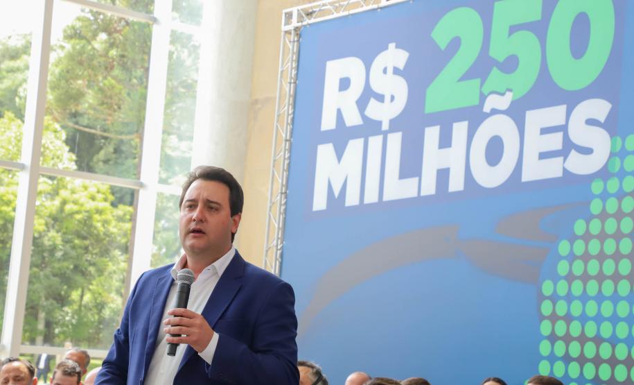 Investimento recorde na saúde pública do Paraná prevê mais de 300 obras e 744 novos veículos