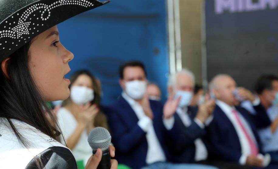 Investimento recorde na saúde pública do Paraná prevê mais de 300 obras e 744 novos veículos