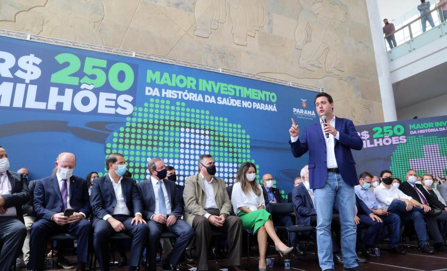 Estado investirá R$ 250 milhões em saúde nos municípios, maior pacote da história do Paraná