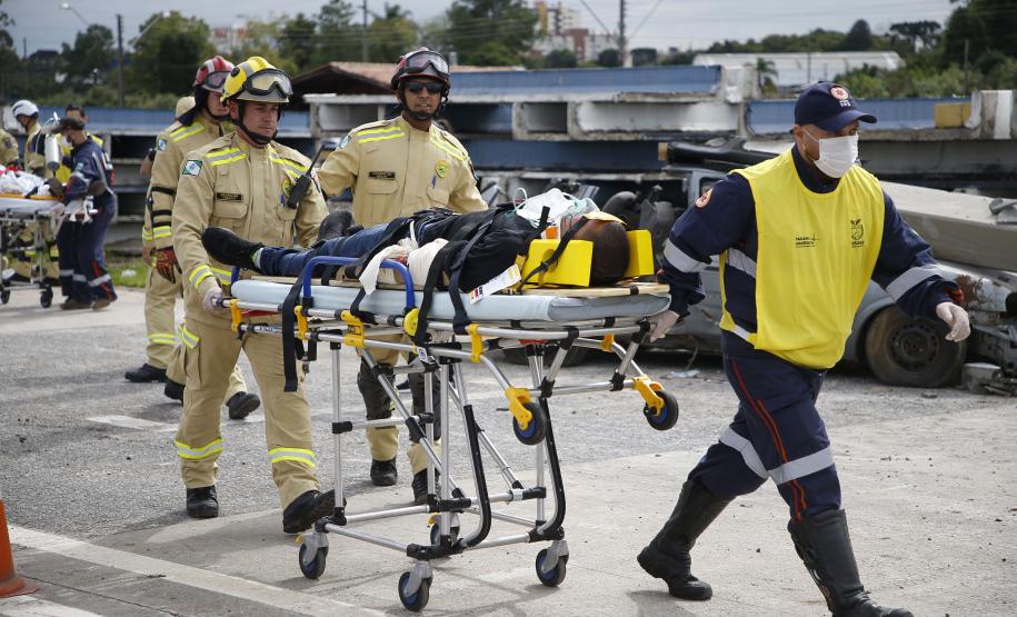 Simulado de cena encerra treinamento da Força Nacional do SUS no Paraná