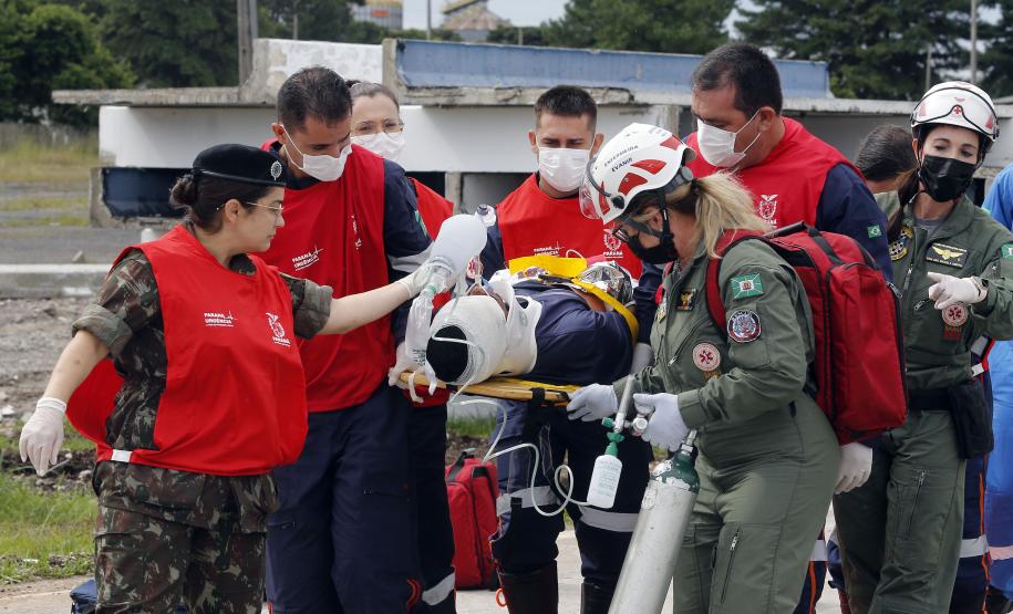 Simulado de cena encerra treinamento da Força Nacional do SUS no Paraná