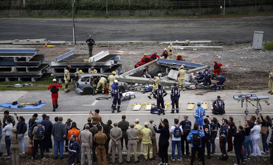 Simulado de cena encerra treinamento da Força Nacional do SUS no Paraná