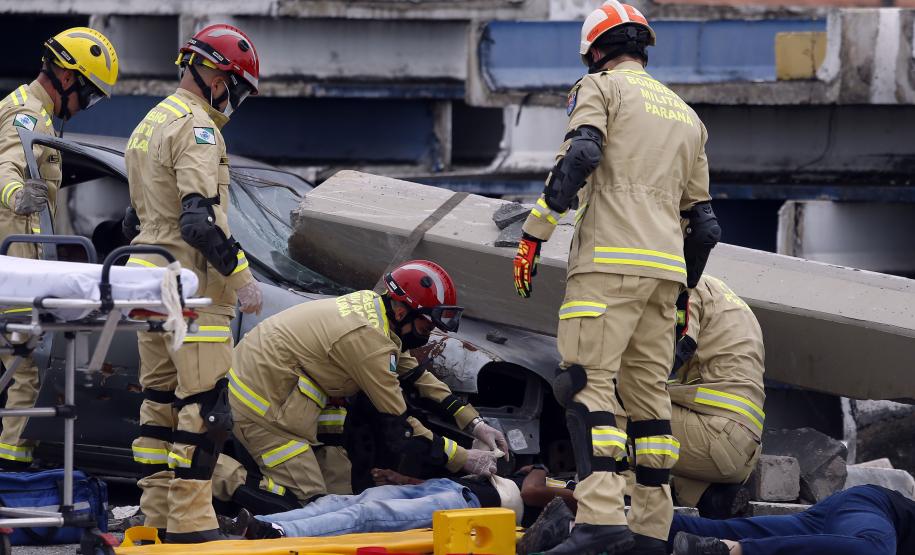 Simulado de cena encerra treinamento da Força Nacional do SUS no Paraná