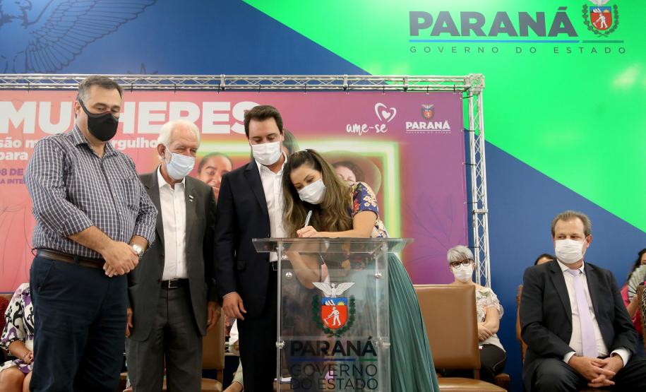 Estado libera R$ 15 milhões para comprar tablets para as agentes comunitárias de saúde