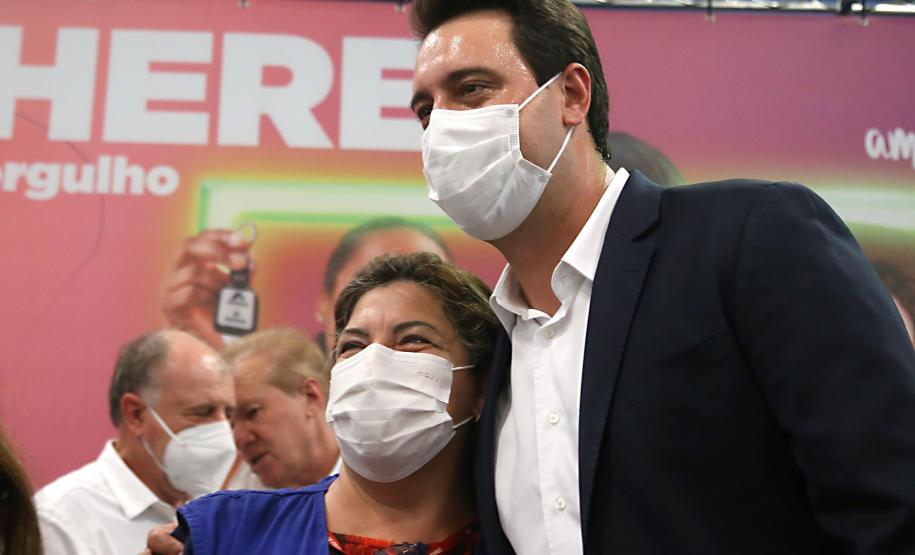 Estado libera R$ 15 milhões para comprar tablets para as agentes comunitárias de saúde