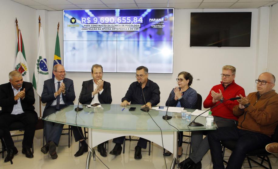 Governo do Estado repassa R$ 9,6 milhões para ampliar serviços de Saúde em Guarapuava e Irati