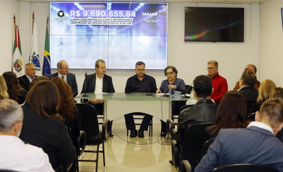 Governo do Estado repassa R$ 9,6 milhões para ampliar serviços de Saúde em Guarapuava e Irati