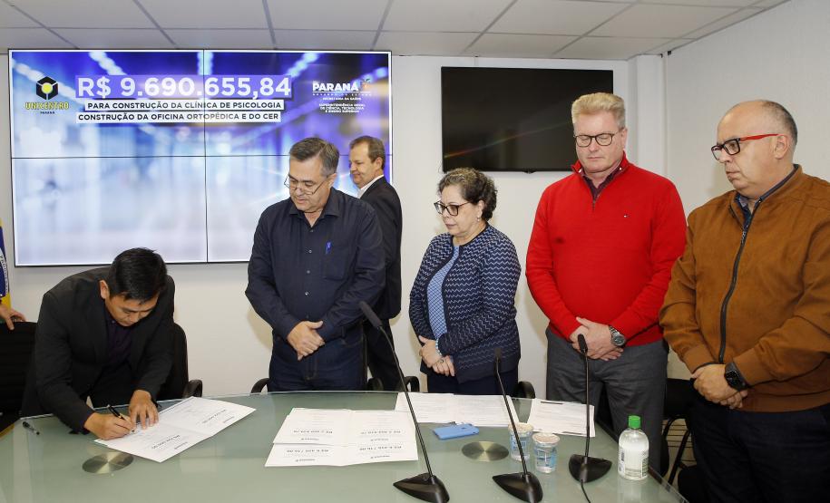 Governo do Estado repassa R$ 9,6 milhões para ampliar serviços de Saúde em Guarapuava e Irati