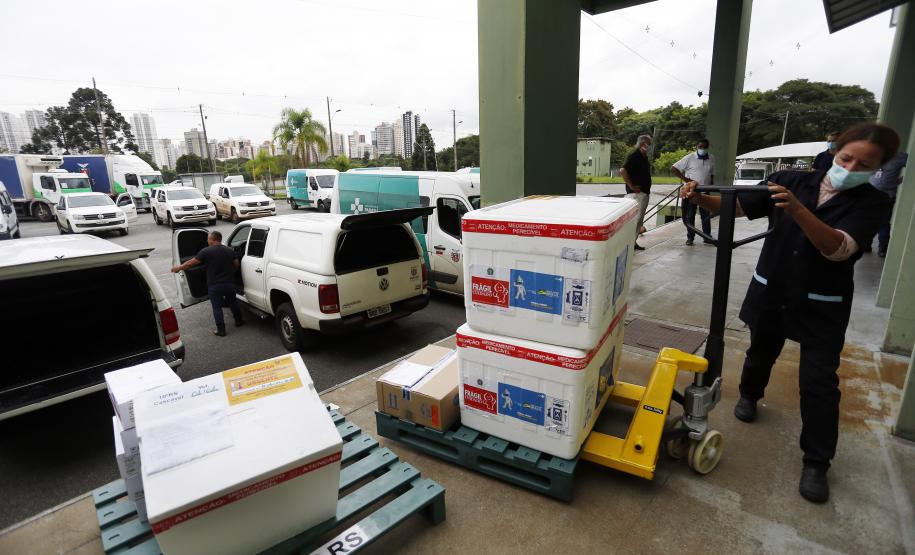 Sesa abastece Regionais com mais 153 mil vacinas contra a Covid-19