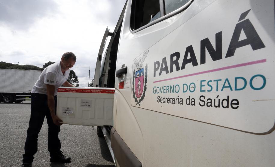 Saúde reabastece regionais com vacinas da gripe e Covid-19