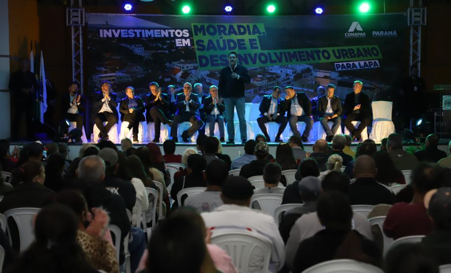 Governador confirma investimentos na saúde da Lapa