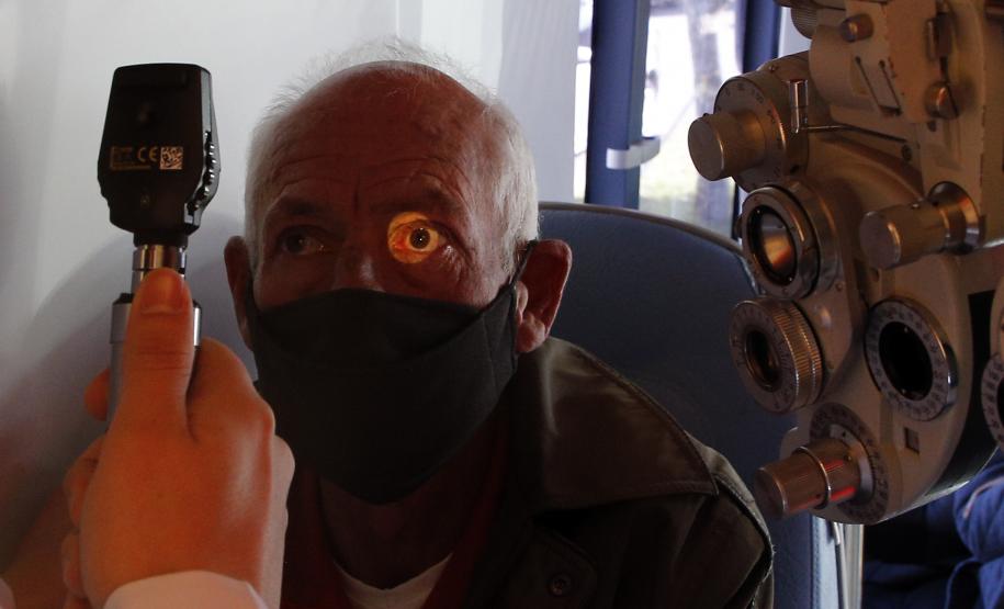 Comboio da Saúde para acelerar cirurgias oftalmológicas chega a Região Metropolitana