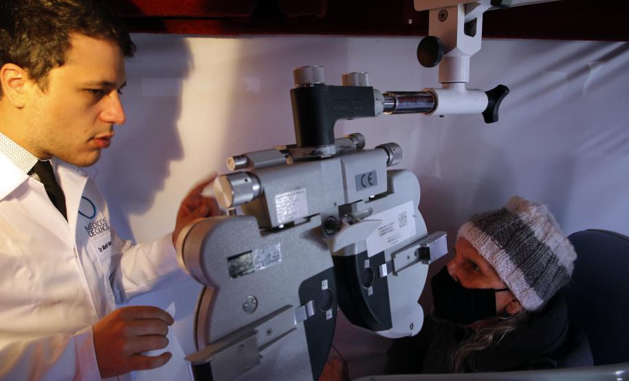 Comboio da Saúde para acelerar cirurgias oftalmológicas chega a Região Metropolitana