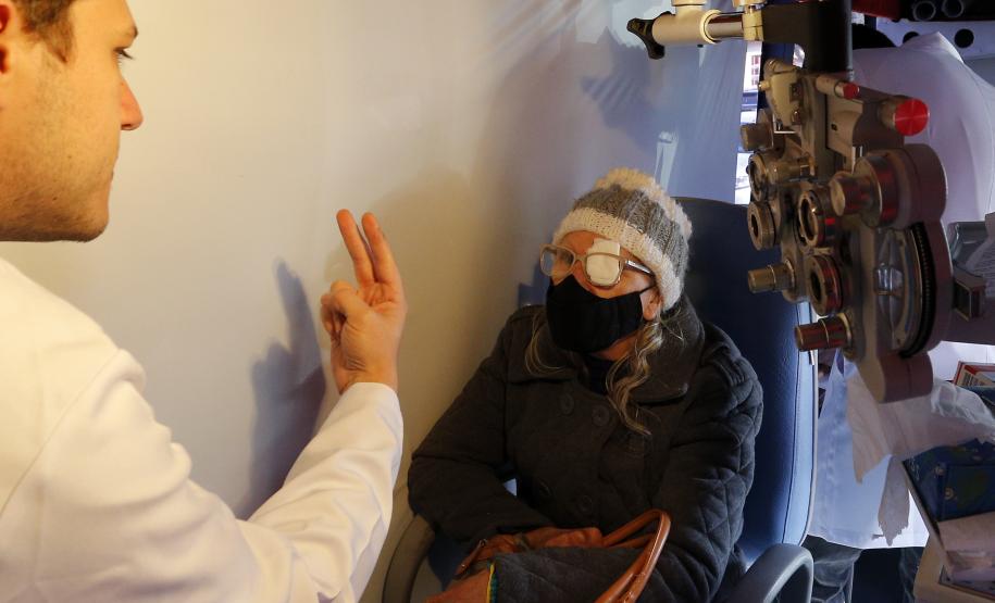 Comboio da Saúde para acelerar cirurgias oftalmológicas chega a Região Metropolitana