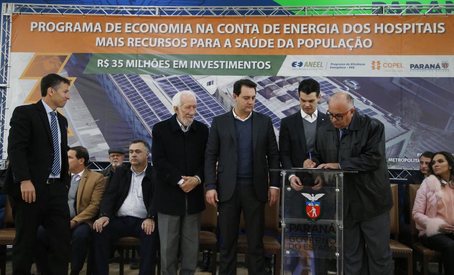 Programa de economia na conta de energia dos hospitais filantrópicos do Paraná. Mais recursos para a saúde da população. R$ 35 milhões em investimentos