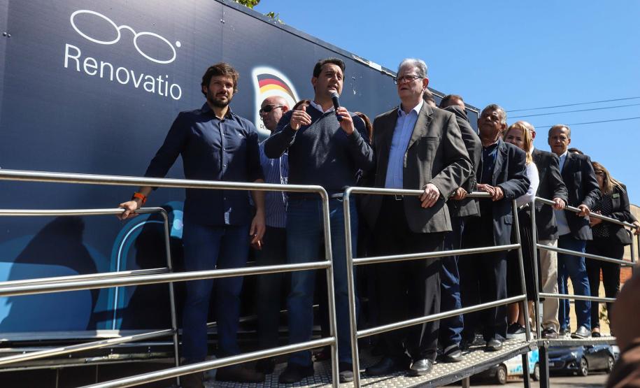 Governo inicia em Ibiporã mutirão para acelerar cirurgias oftalmológicas no Paraná