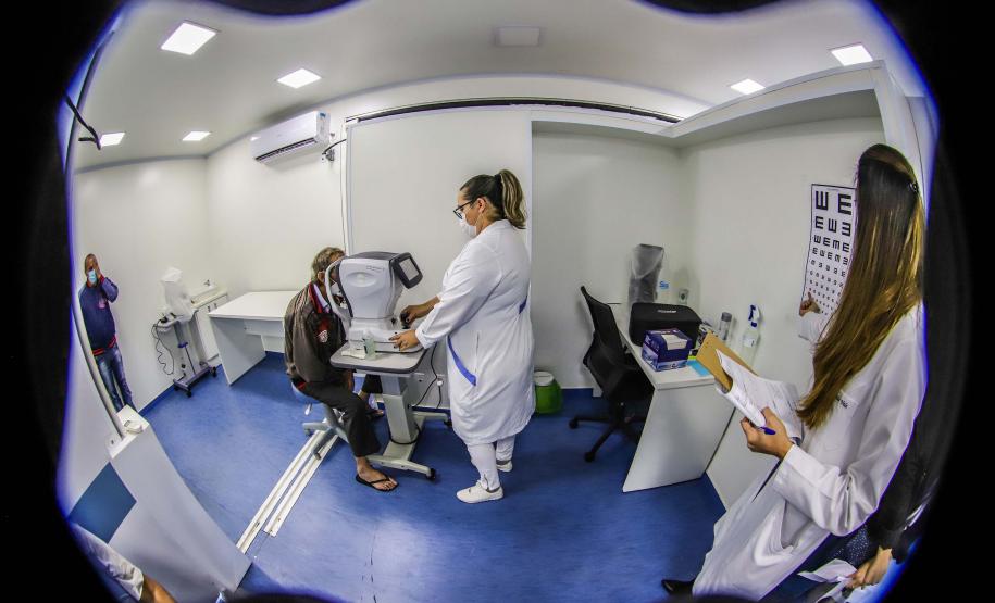 Governo inicia em Ibiporã mutirão para acelerar cirurgias oftalmológicas no Paraná