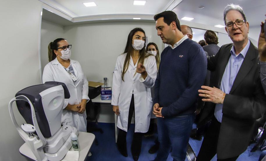 Governo inicia em Ibiporã mutirão para acelerar cirurgias oftalmológicas no Paraná