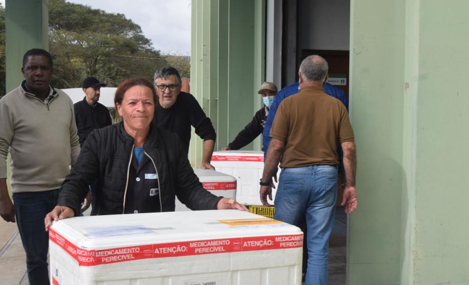 Sesa abastece Regionais com mais 220 mil vacinas contra a Covid-19