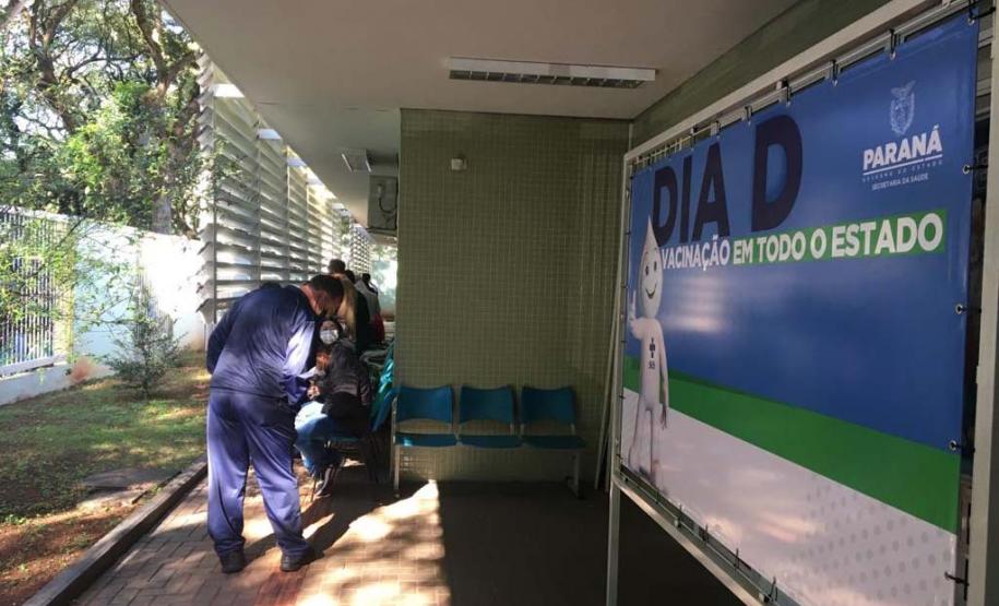 Dia D de Vacinação registrou mais de 371 mil doses aplicadas no Paraná