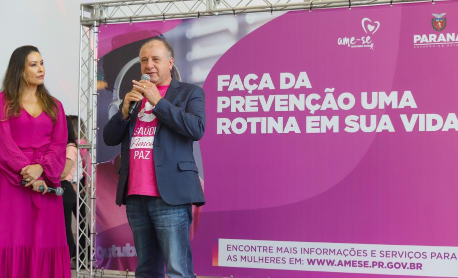 Primeira-dama destaca importância da conscientização contra o câncer de mama