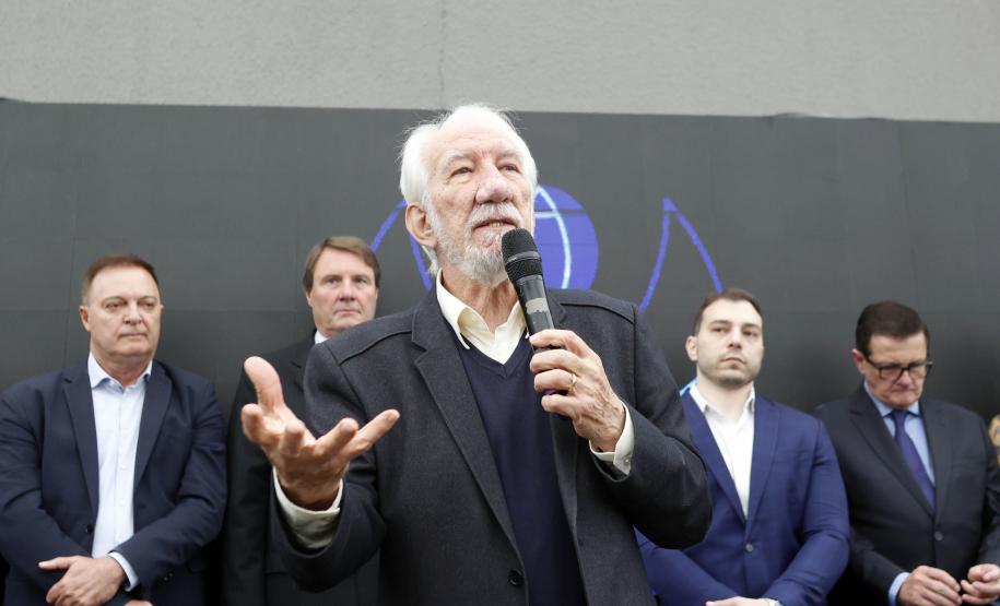 Governador em exercício participa da inauguração de novo complexo médico de Colombo