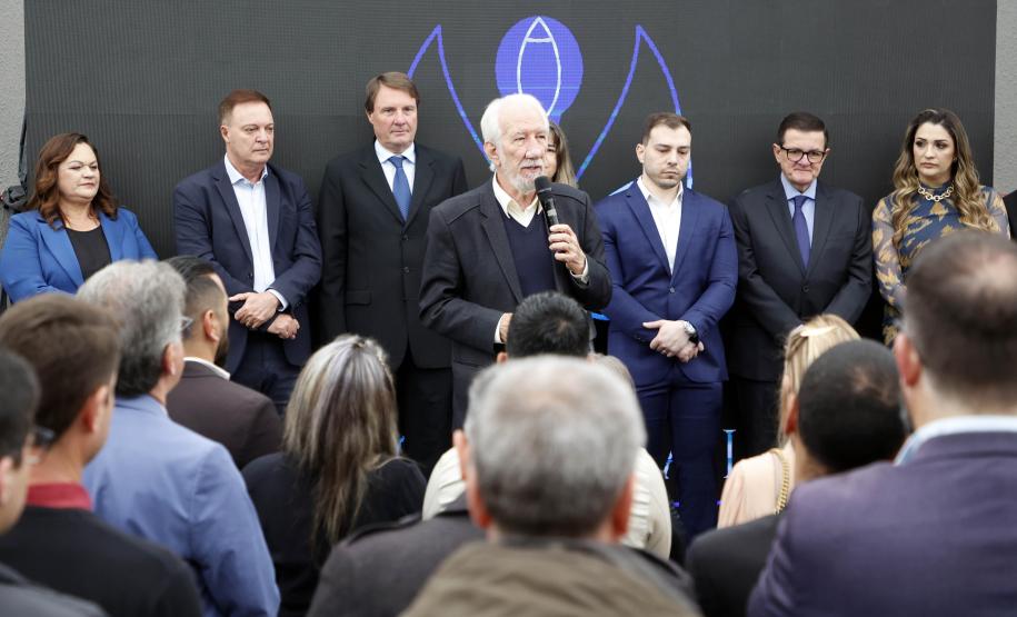 Governador em exercício participa da inauguração de novo complexo médico de Colombo