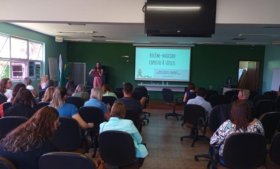 Saúde discute estratégias para eliminação de transmissão vertical de sífilis em seminário