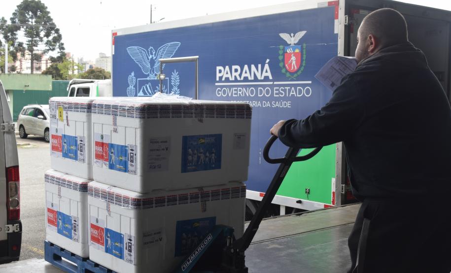 Estado recebe mais de 47 mil doses pediátricas contra a Covid-19 e inicia distribuição de vacinas nesta terça-feira