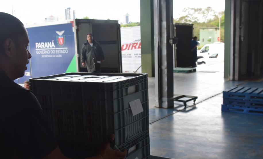 Estado recebe mais de 47 mil doses pediátricas contra a Covid-19 e inicia distribuição de vacinas nesta terça-feira