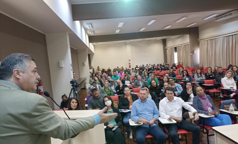 Saúde capacita equipes para o controle da dengue e inicia os preparativos para o dia D