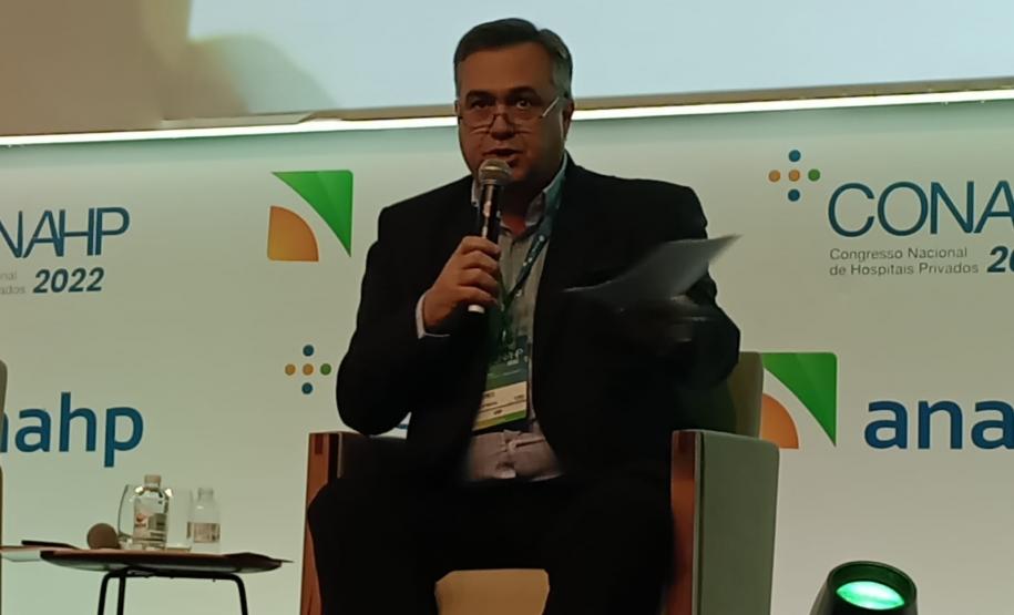 Beto Preto debate desafios da saúde em evento nacional