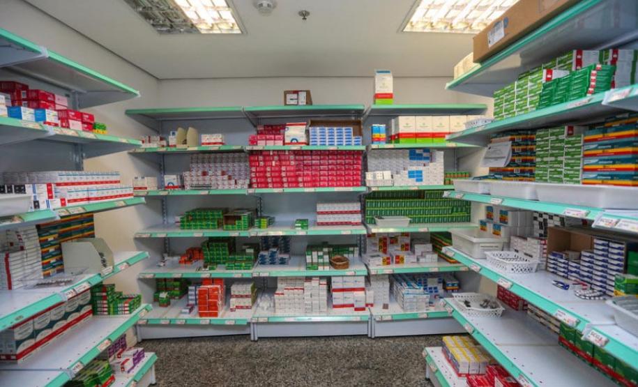 Investimento em assistência farmacêutica cresce 450% em 2022 no Paraná
