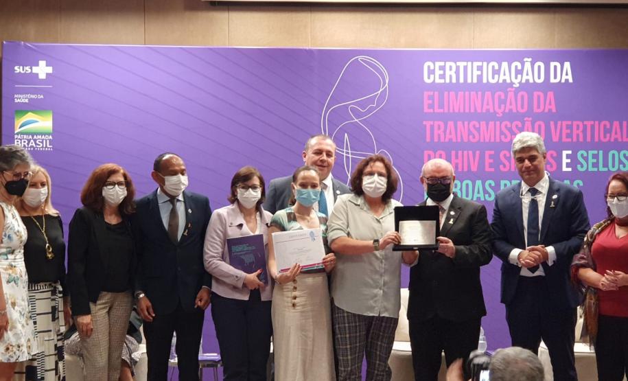 Paraná é o primeiro Estado a receber dupla certificação da eliminação da Transmissão Vertical do HIV e Sífilis