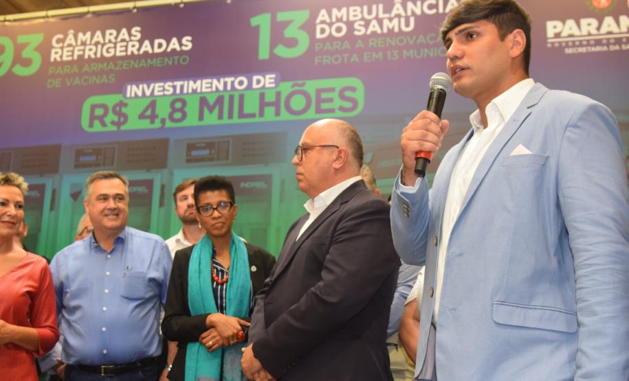 Municípios recebem nova frota do Samu e câmaras refrigeradas para armazenamento de vacinas