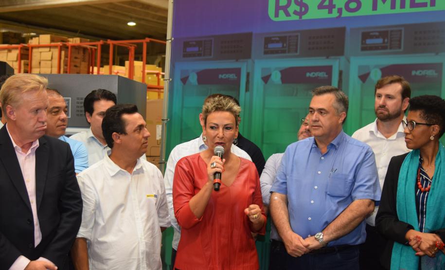 Municípios recebem nova frota do Samu e câmaras refrigeradas para armazenamento de vacinas
