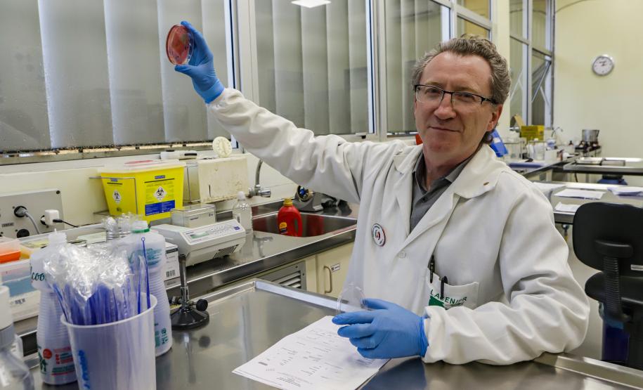 Lacen é referência nacional em monitoramento de doenças e inovação nos processos